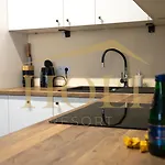 Holi سيروتك